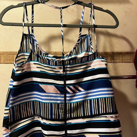 Jessica Simpson Tops - Jessica Simpson colorful tank size xs